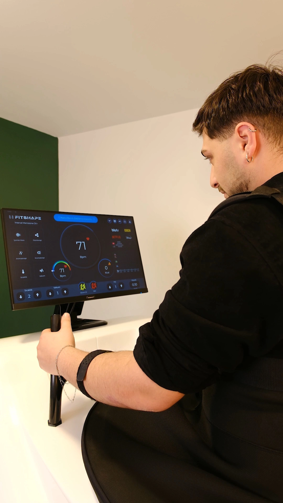 fitshape erkek.mp4 snapshot 00.51.885